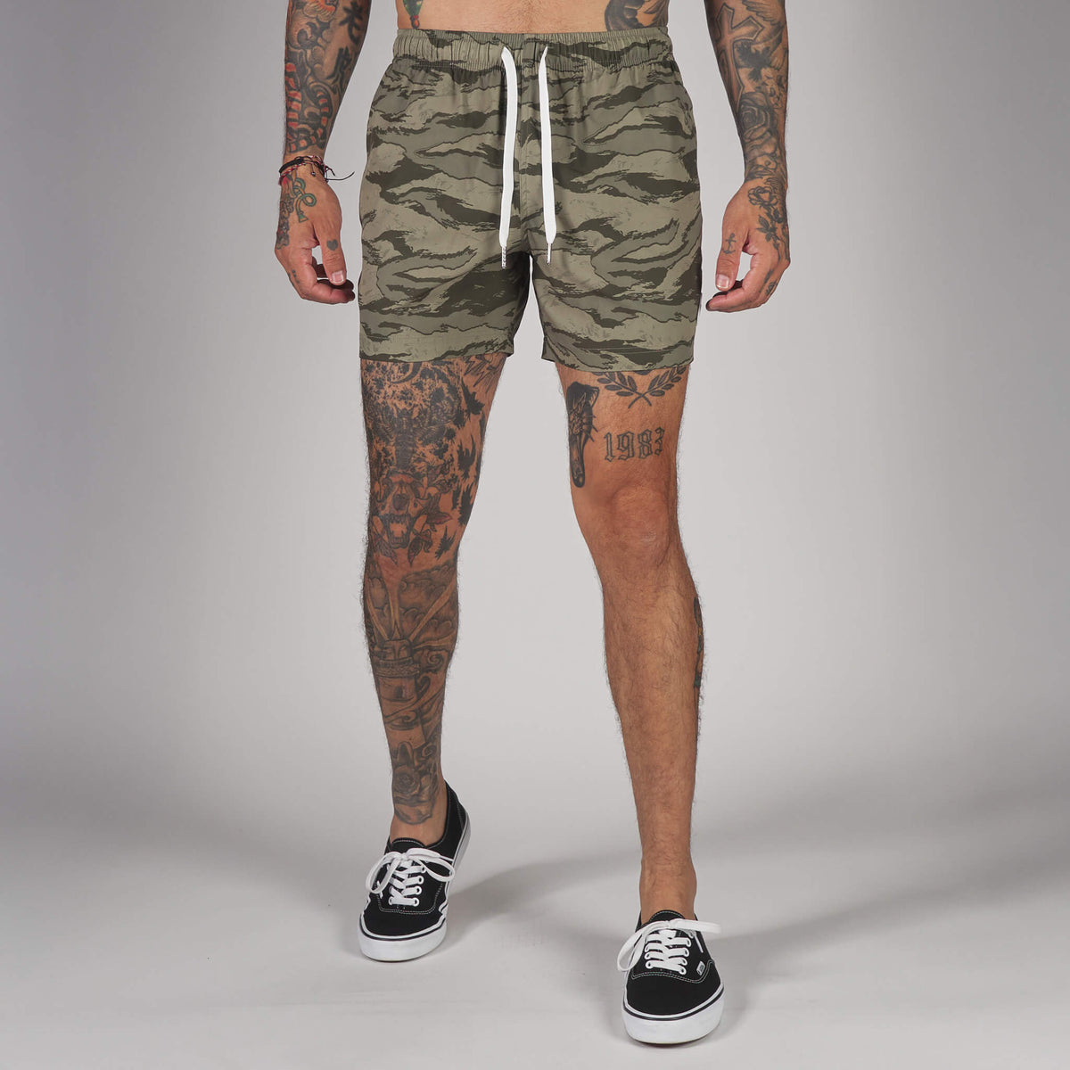 ◆2000Archives◆ SUE SHORTS CAMO 2A25D2PT03 ME2-GOGC-1_grande.jpg?v=1721313990