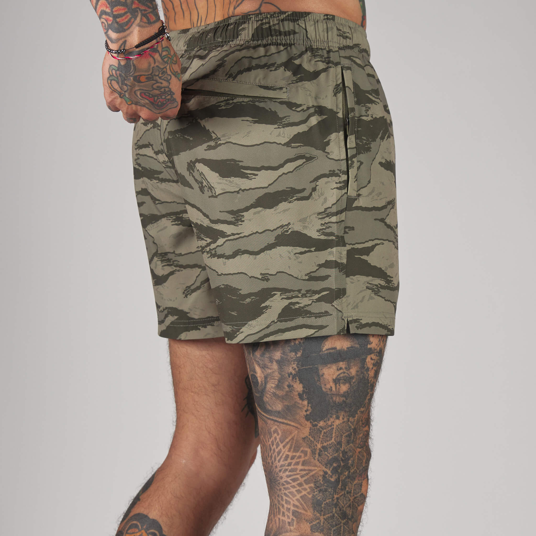 (New) Tiger Camo Shorts - Sand